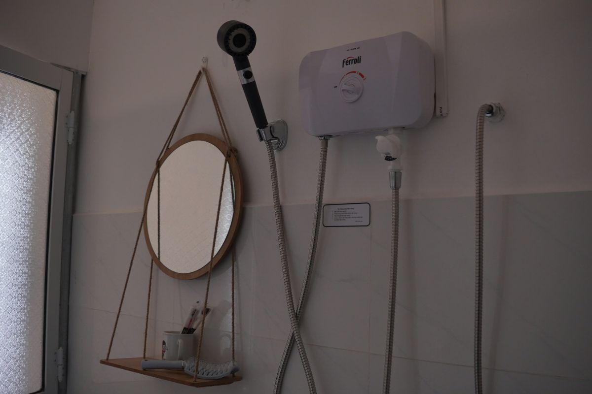 Sister's Room 6