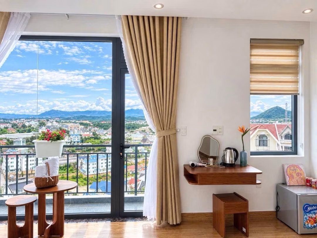 Phòng đơn Vip View Thành phố 8