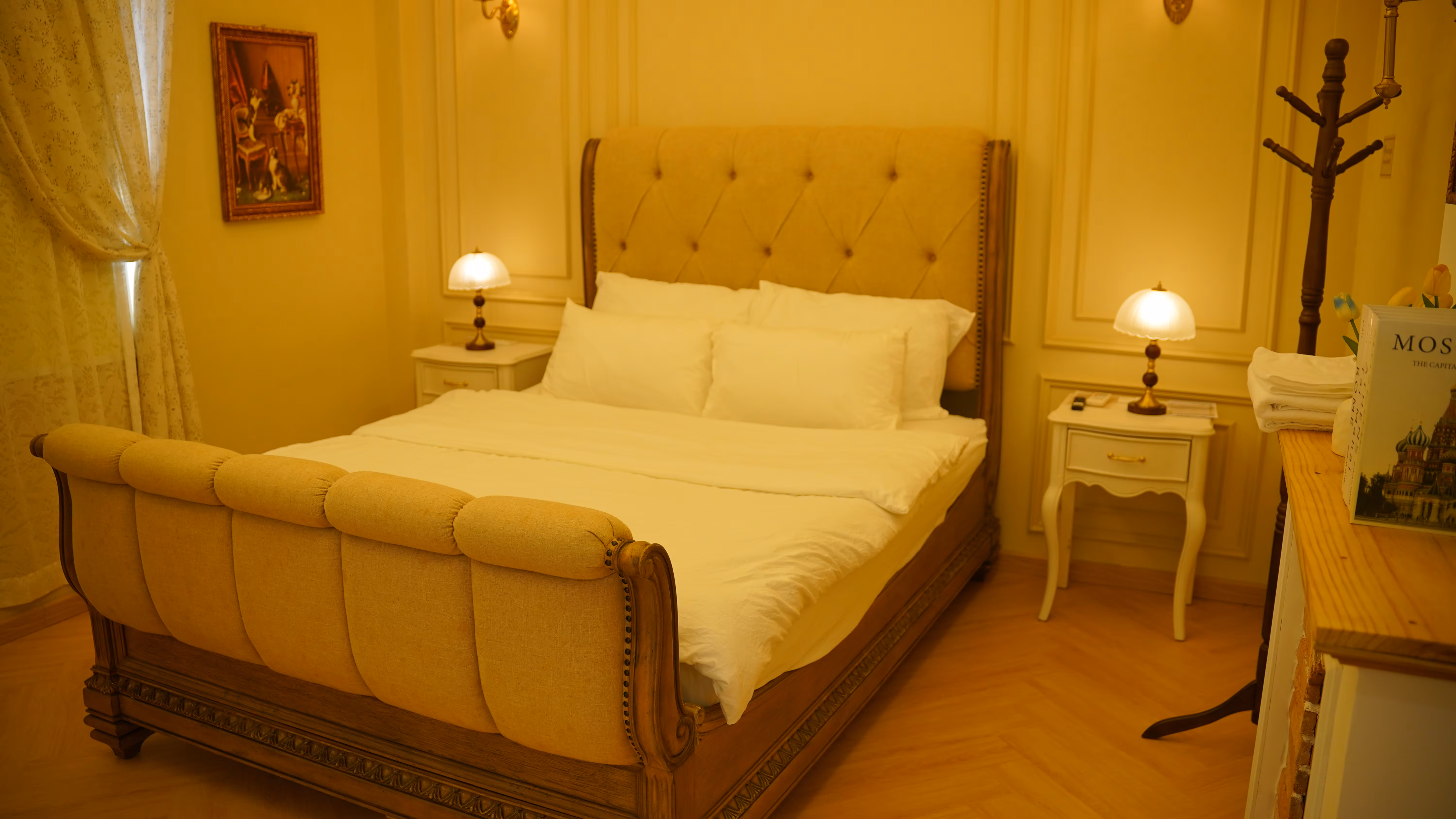 NEOCLASSIC